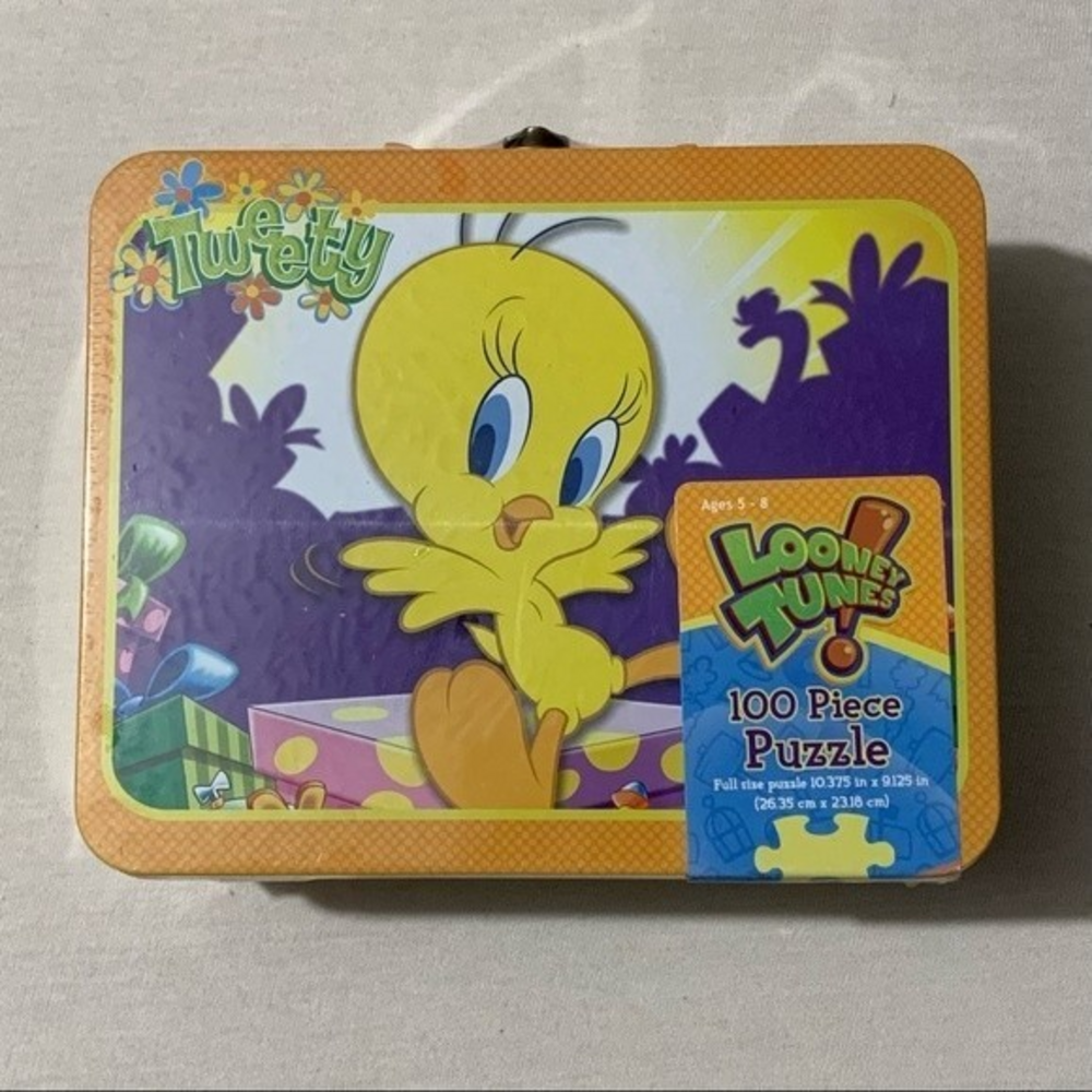 Looney Tunes Collectible Lunchbox 100 Piece‎ Puzzle
